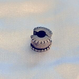 PANDORA SILVER Beveled Edge Clip Charm